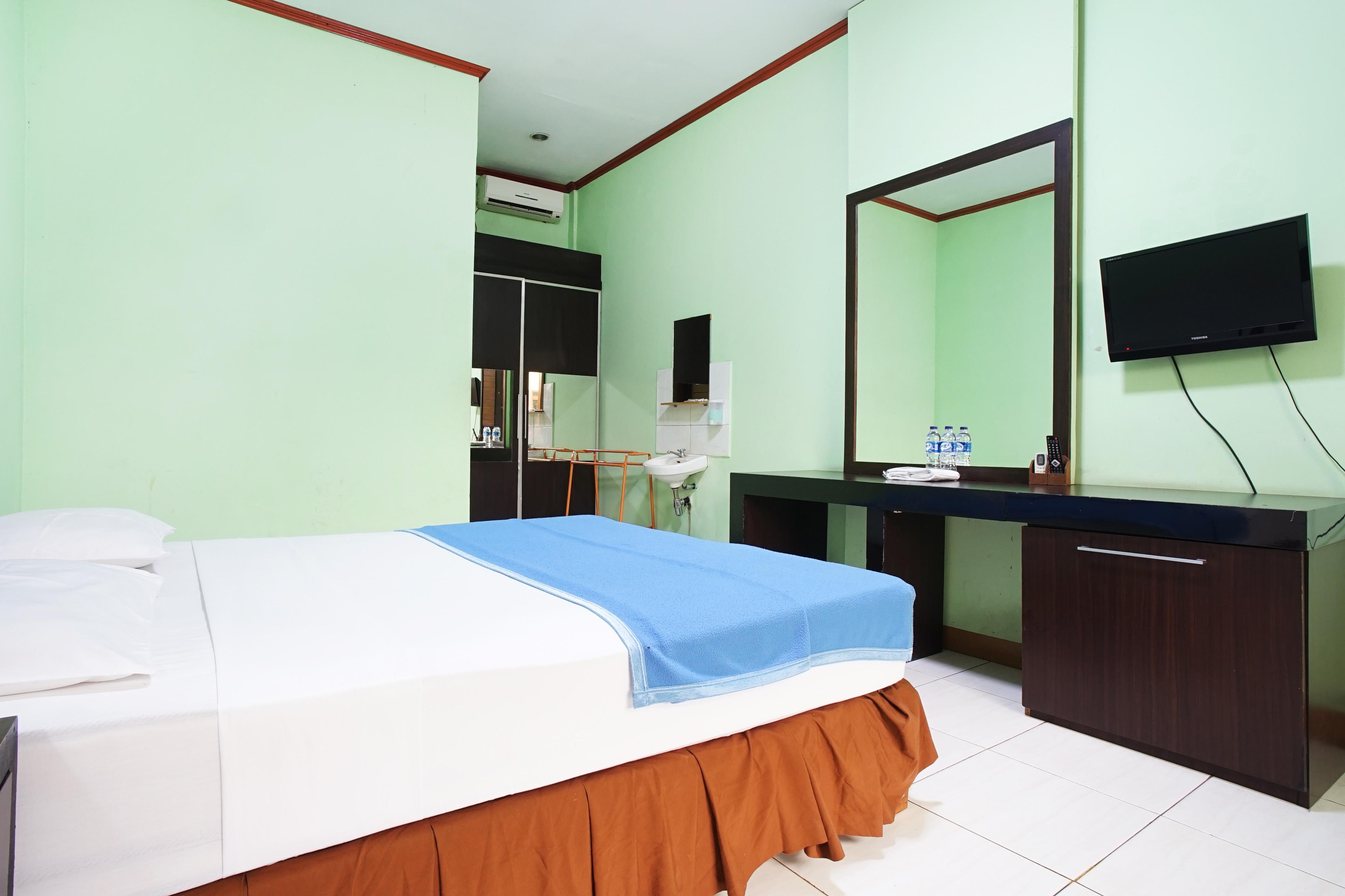 Hotel Bandung Permai Экстерьер фото